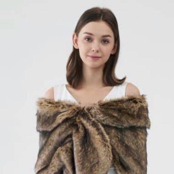 🆕 Faux fur brown wrap - Picture 10 of 11